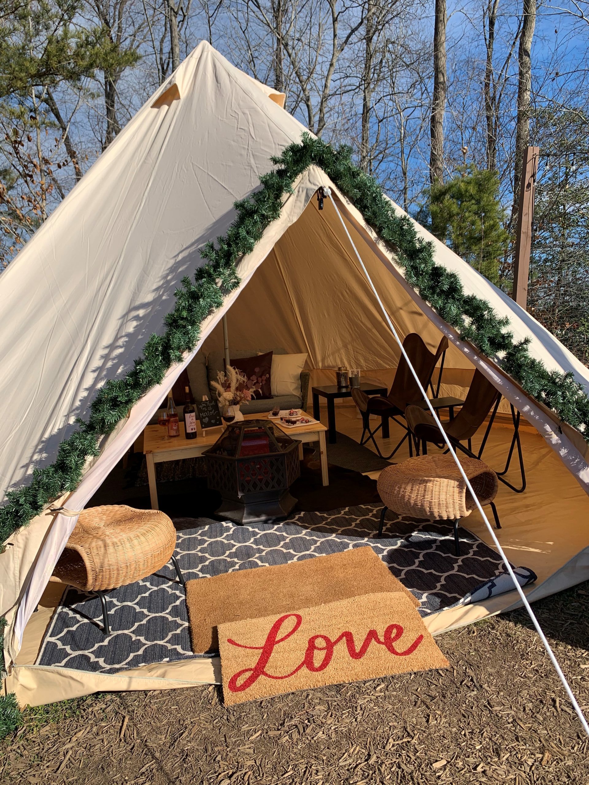 Wine Tents with Valentine’s Vibes Potomac Point Winery